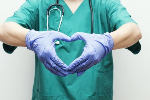 Điều trị bệnh van 3 lá nhờ phẫu thuật mổ tim hở ít xâm lấn có nội soi hỗ trợ