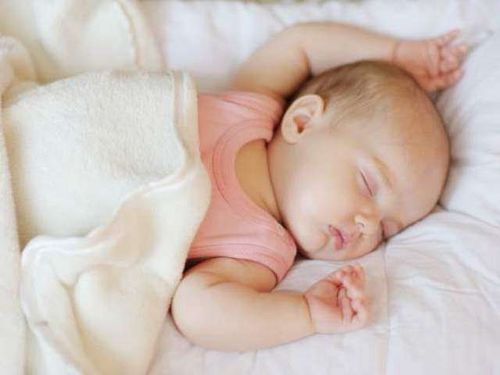 Trẻ ngủ ít, ăn ít có cần bổ sung gì không?