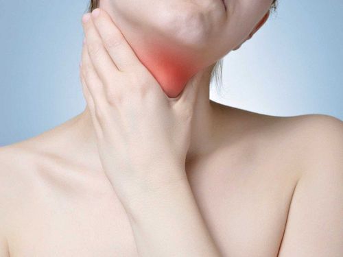 Warning signs of a tumor in the thyroid gland