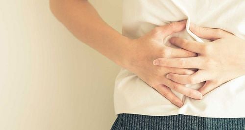 Abdominal pain, diarrhea with fever after eating is dangerous?