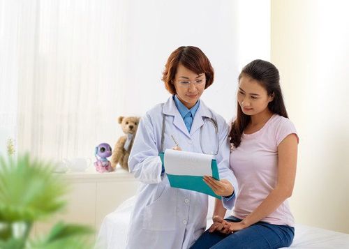 Khám bệnh để bác sĩ đưa ra phương án tốt nhất
