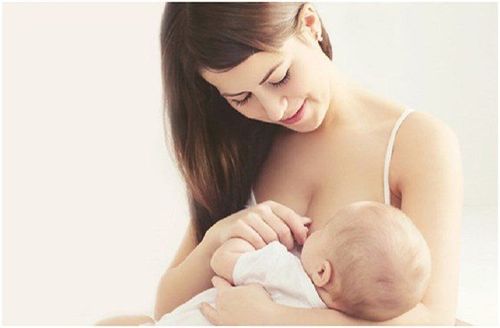 Menstrual disorders while breastfeeding