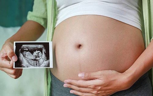 Xét nghiệm giang mai dương tính ở tuần thai 36 liệu có lây cho em bé không?
