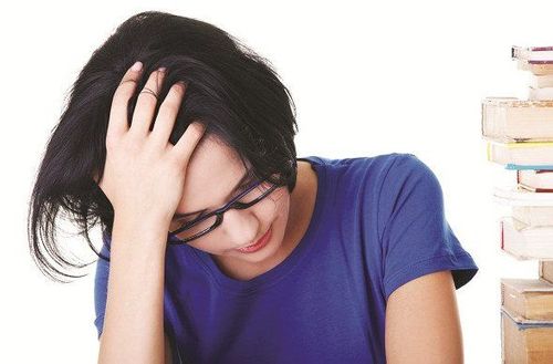 
Thần kinh bị căng thẳng, stress, căng thẳng trong công việc và cuộc sống mất ngủ
