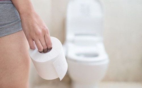 
Cần tập thói quen đi vệ sinh đều đặn hằng ngày
