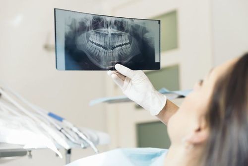 The role of X-rays in the diagnosis and treatment of oral diseases