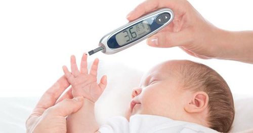 Hypoglycemia in the Newborn: Signs and Treatment