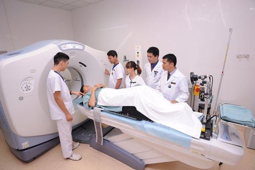 
Chụp MRI rất an toàn, hiếm khi gặp rủi ro
