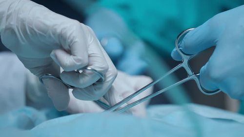 Spinal anesthesia for urethral dilatation surgery