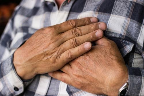 Bệnh cơ tim hạn chế điều trị thế nào?