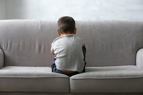 Early warning signs of autism in children