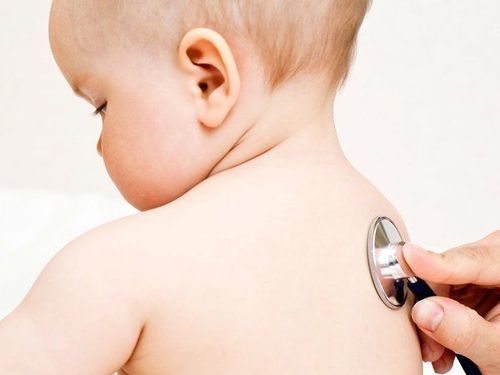 Viêm phổi hoại tử ở trẻ em: Nhiều biến chứng nguy hiểm