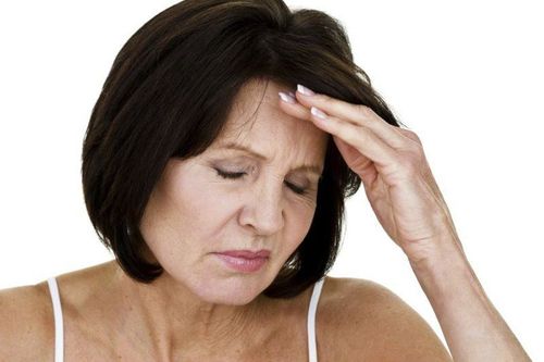 10 ways to deal with menopause symptoms