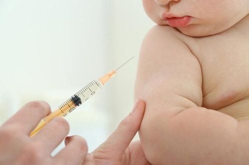 Lịch tiêm vắc xin 6 trong 1 - Trẻ tiêm trễ có sao không?