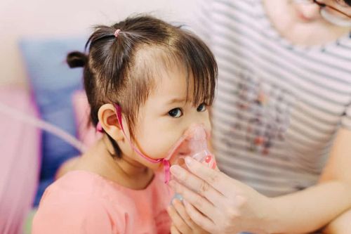 Home care and nutrition for children with respiratory infections