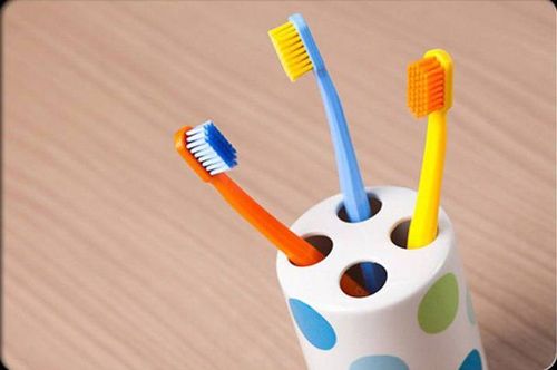 Instructions on how to properly care for your toothbrush