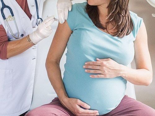 Mang thai tuần 27 có cần tiêm phòng uốn ván không?