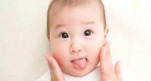 Lác mắt thường xảy ra ở trẻ em