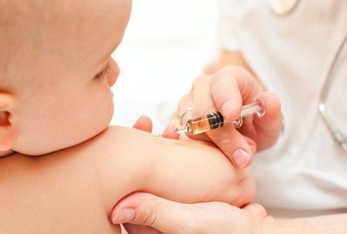 Tiêm vắc-xin là biện pháp phòng bệnh chủ động, hiệu quả
