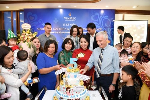 Vinmec đón em bé IVF thứ 1.000 chào đời khỏe mạnh