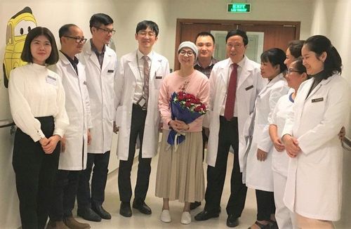 Lần đầu tiên tại Việt Nam ghép tế bào gốc chữa xơ cứng rải rác thành công