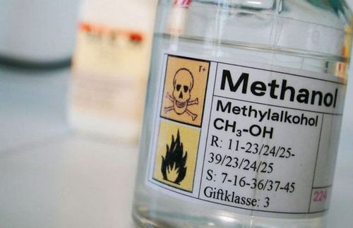 Treatment of industrial methanol alcohol poisoning