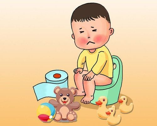 Bé xì hơi nhiều, không tự đi đại tiện được là tình trạng gì?