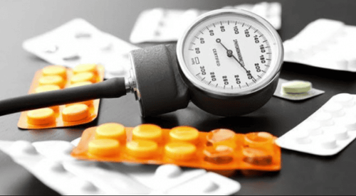 Can people with high blood pressure stop taking medication?