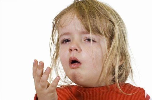 Young children vomiting a lot without fever: What to do?