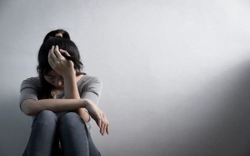 Trầm cảm ở phụ nữ: 5 điều bạn nên biết