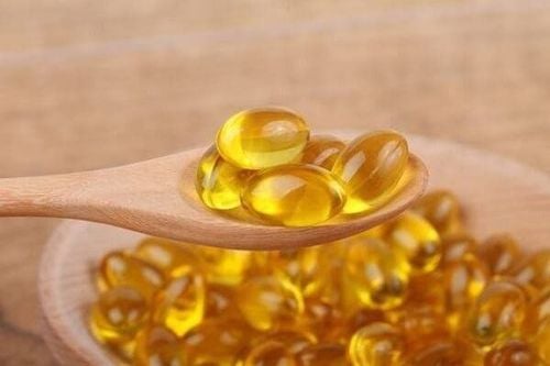 Vitamin E có vai trò gì trong quá trình phục hồi phụ nữ sau khi sinh?