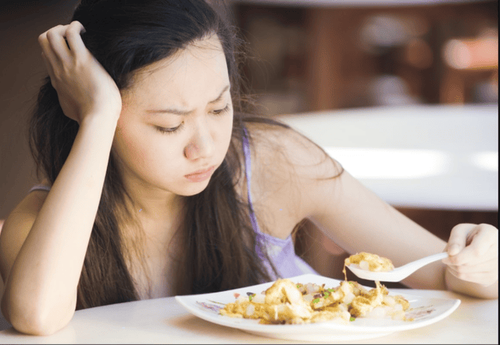 Chán ăn, buồn nôn, nhịp tim nhanh có phải do quá căng thẳng?