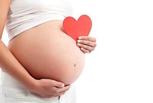 Nên làm gì khi thai 35 tuần được chẩn đoán đa ối ?