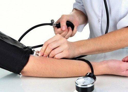 Occasional high blood pressure should take blood pressure medicine regularly?