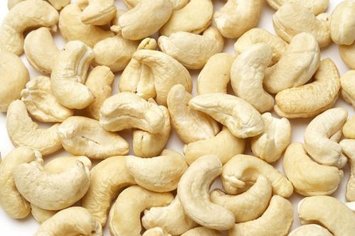 Nutritional components in cashews