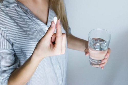 Người bệnh cần sử dụng thuốc theo đúng chỉ định của bác sĩ