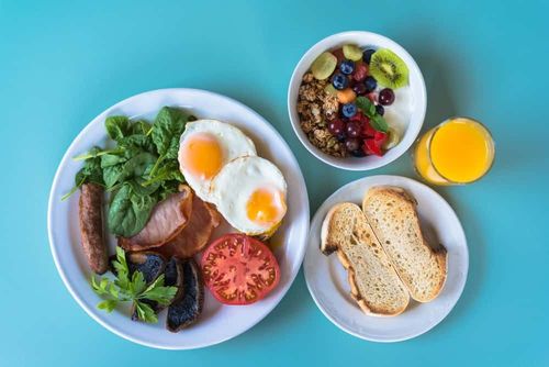 What is a nutritionally complete breakfast?