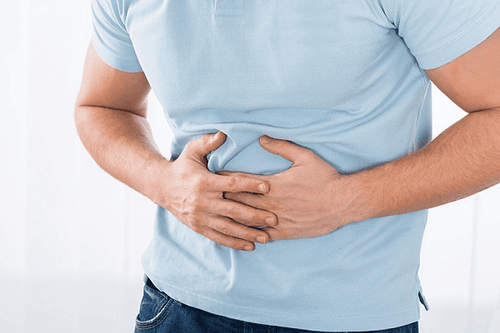 Thường xuyên đau bụng dưới phần ngực có sao không?