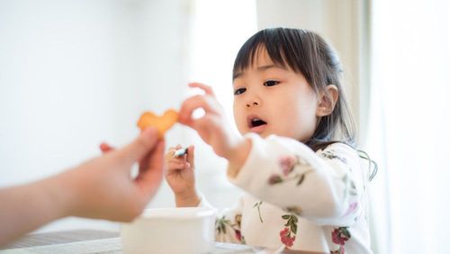 Develop your baby's senses through play