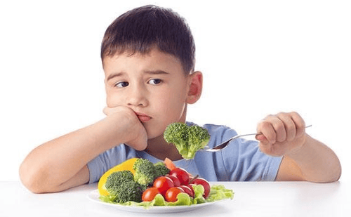 Trẻ biếng ăn, buồn nôn và ợ hơi là dấu hiệu bệnh đau dạ dày?