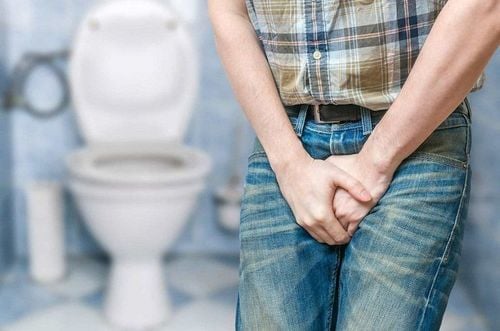 Cảm giác tiểu không hết là bị bệnh gì? Chữa trị ra sao?