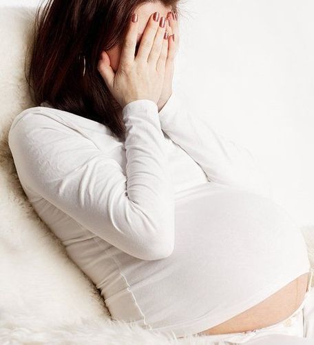Hỏi đáp: Cổ tử cung ngắn 6mm liệu có thể dưỡng thai đến tuần 27?