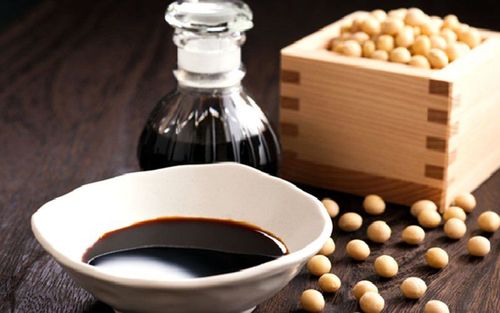 Does soy sauce contain gluten?