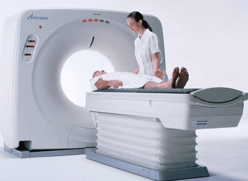 Procedure for upper abdominal CT scan with visceral vascular examination