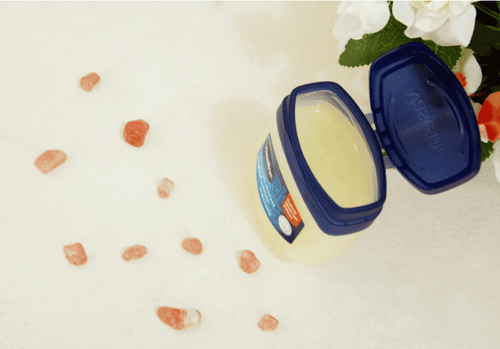 Can Vaseline be used as a moisturizer?