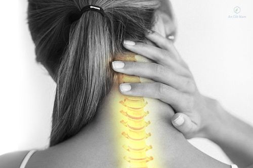 CT scan procedure of cervical spine without contrast injection