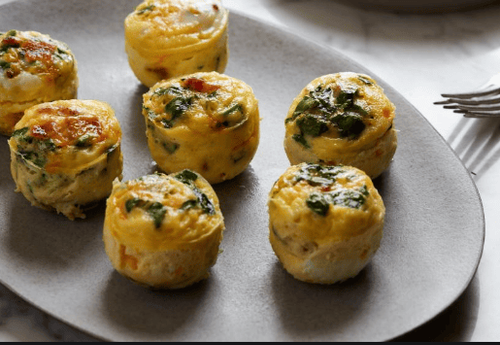 
Mini frittatas là một loại thức ăn nhẹ ít tinh bột
