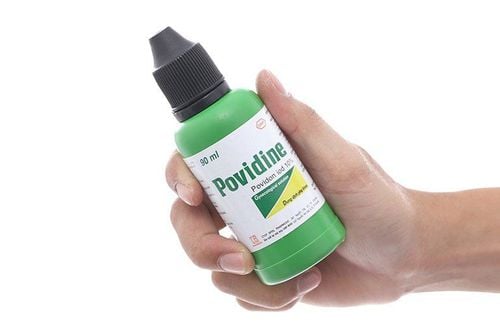 How to use povidone iodine disinfectant?