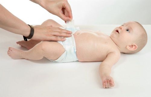 How to change cloth diapers for babies