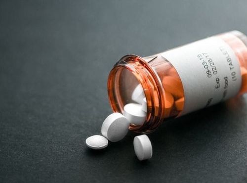 
Azathioprine là một trong những thuốc được sử dụng để điều trị viêm loét đại tràng
